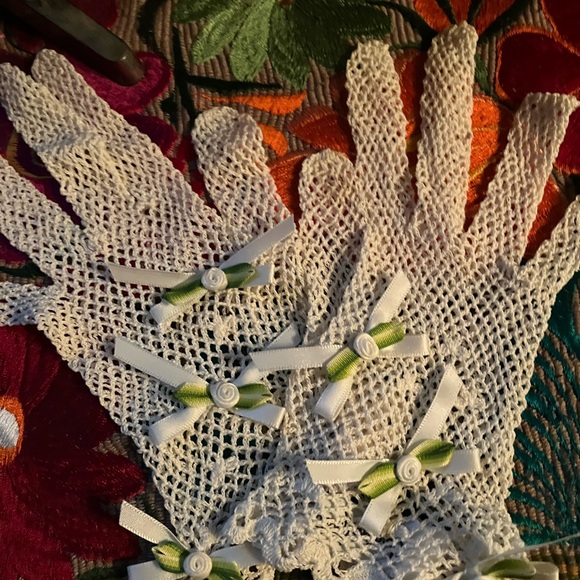 *4 pairs of Vintage Crochet and Gloves & sheer  Mid Century Dress Summer Gloves - Picture 14 of 14